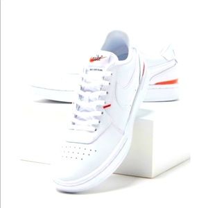 NIKE WOMEN COURT BLANC SNEAKER